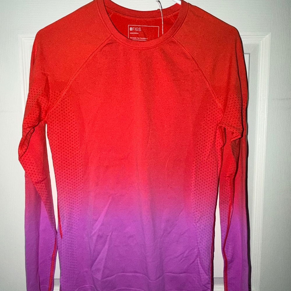 Figs Women's Salta Seamless Longsleeve Underscrub in Ombre Fireside